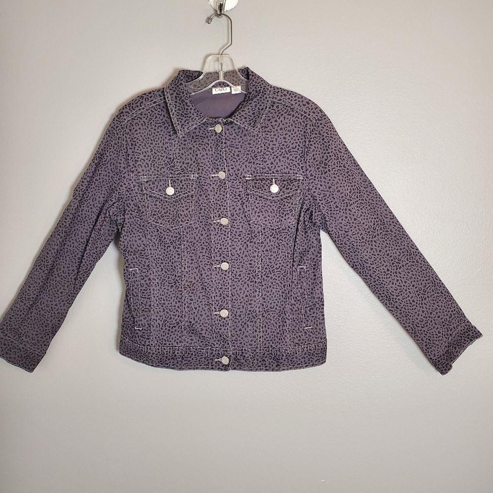 Cato Women's Gray and Black Leopard Print Denim Jacket Size Small